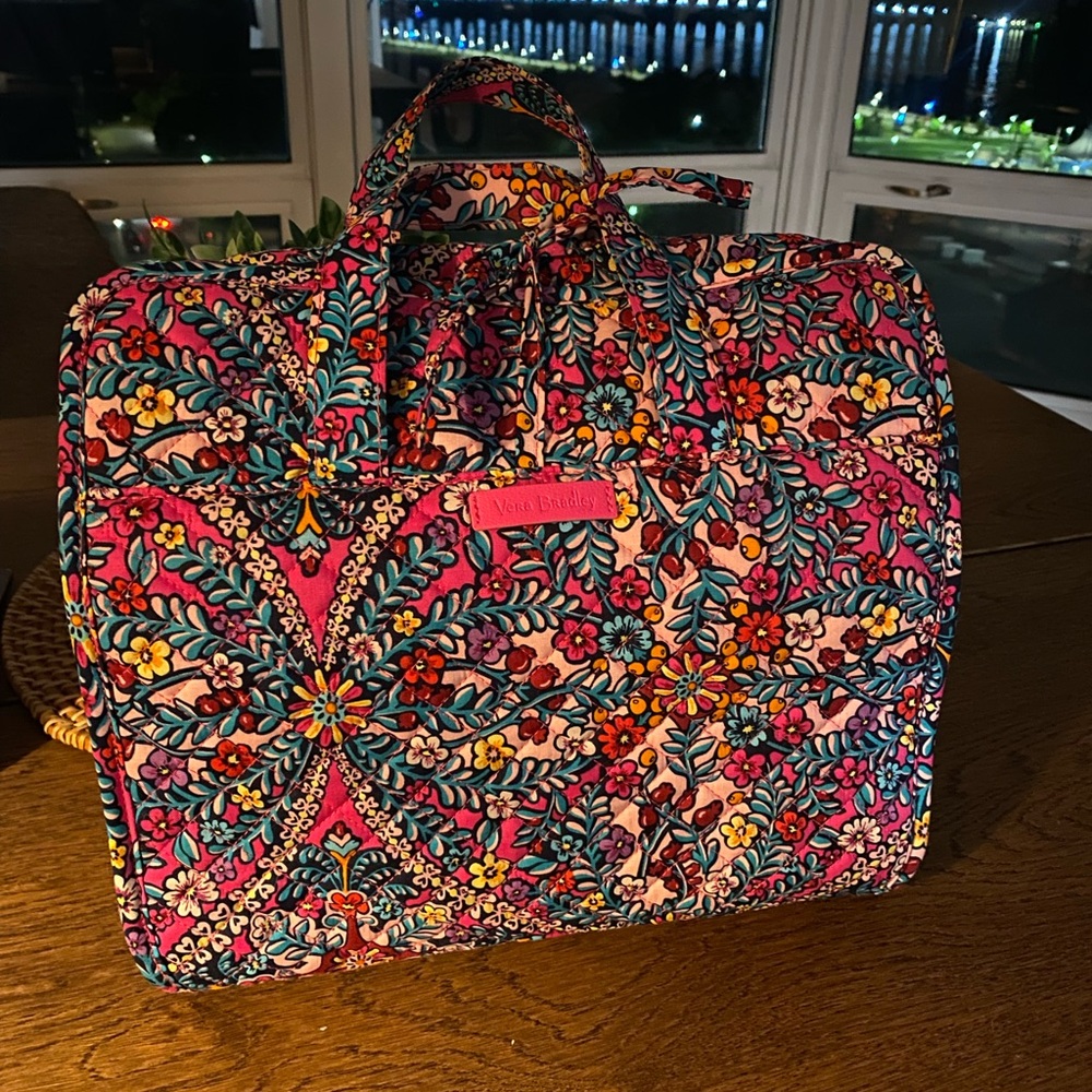 Vera Bradley Hanging Travel Organizer